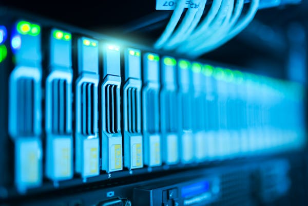 Servidor con tecnología de virtualización